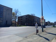 Plázákhoz közel 2 szobás gázos jó áron !