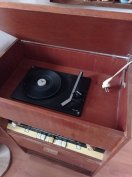 Retro rádios lemezjátszó 