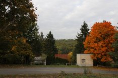 Salgótarján Görbe úton napelemes teljesen felújított kisház.