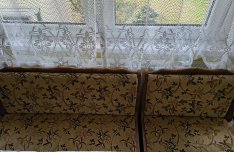 Sarokülő tárolóval eladó