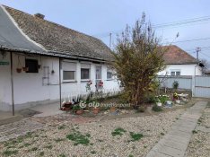 Sióagárdi 96 nm-es ház eladó