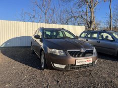 Skoda Octavia Combi 2.0 CR TDI DSG Clever Elekt...