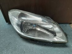 Skoda Roomster , Fabia jobb és bal első fényszóró