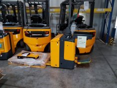 Soroksári műszaki raktárba munkalehetőségek. érd: 06308574870