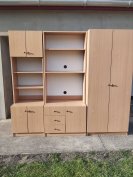 Szekrény van eladó, ár megegyezés szerint 