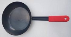 Szénacél, indukciós serpenyők szilikon fogantyúval 3.500 Ft + ÁFA, 1. Kép