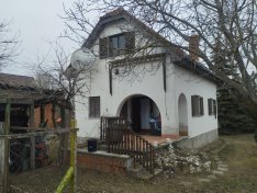 Sziksósfürdőnél eladó ház