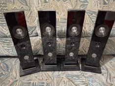 Szinte új állapotú 4 db Samsung magas hangszóró 