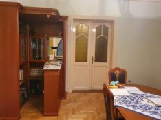 Szolnokon a belvárosban felújítandó családi ház eladó