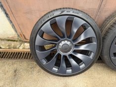 Tesla Model Y Performance Überturbine nyári szett kompletten eladó
