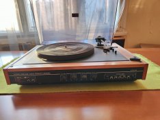 Tesla nzc 420 lemezjátszó eredeti hangfalaival