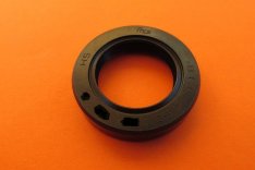 Toyota D-4D dízel, 1CD-FTV motorhoz olajpumpa szimering