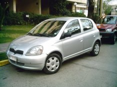 Toyota Yaris 2003as 1.0 alkatrészei