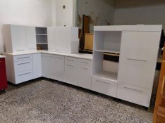 Új, 138x350 cm-es variálható bővítthető konyha, ár alatt eladó