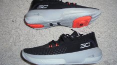 Új, eredeti garis Under Armour SC profi edzőcipő 39eft helyett 37,5-s