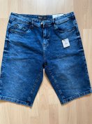 Új férfi 32" rövidnadrágok eladók