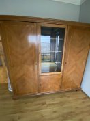 Vitrines szekrény eladó