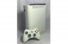 Xbox 360 128GB Újszerű