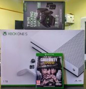Xbox one s 1TB 2021.07ig gyári garancia + aksi + töltő + 1 játék újsz