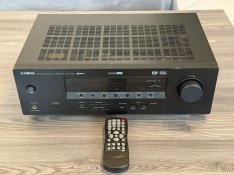 Yamaha RX-V350 receiver 