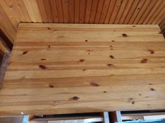 étkezőasztal 4db székkel asztal 