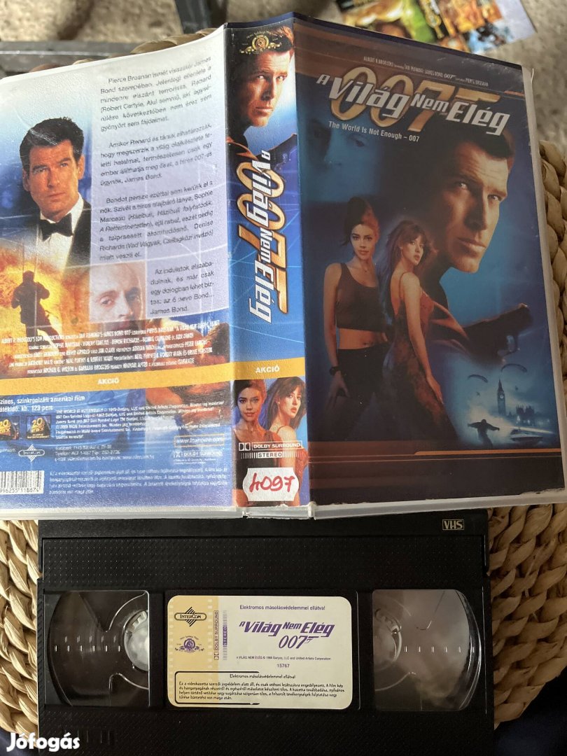 007 a világ nem elég vhs