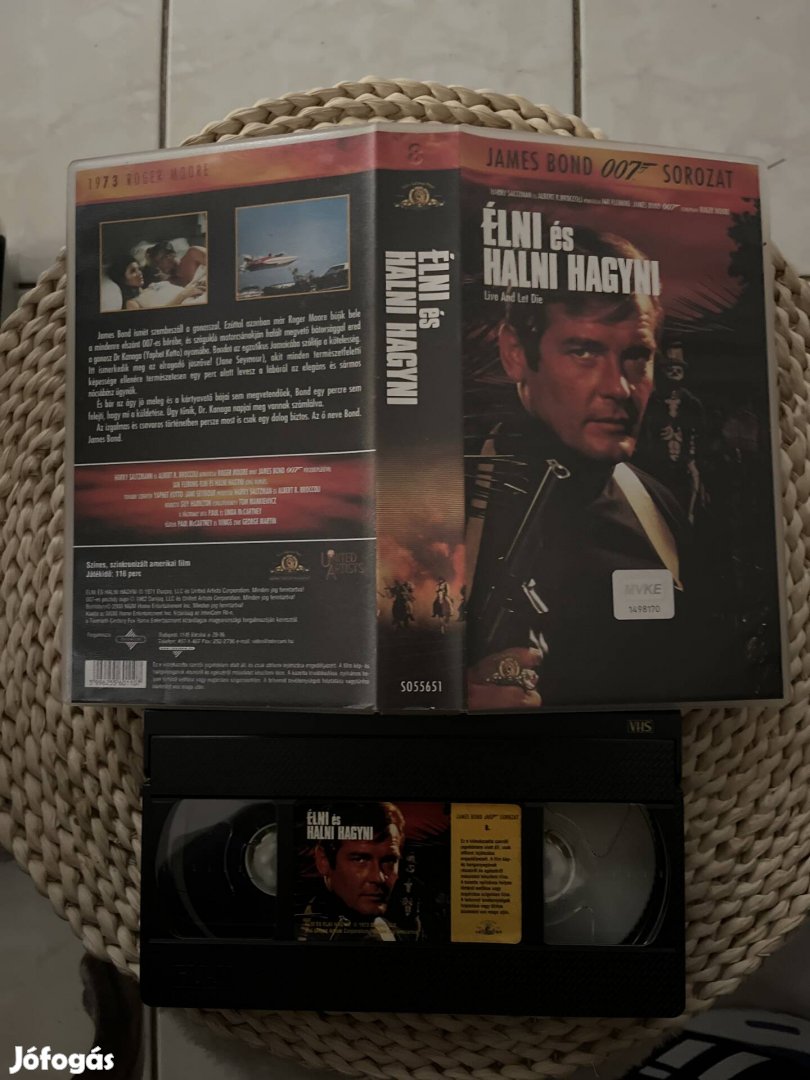 007 élni és élni hagyni vhs