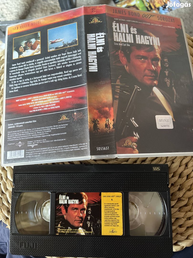 007 élni és halni hagyni vhs