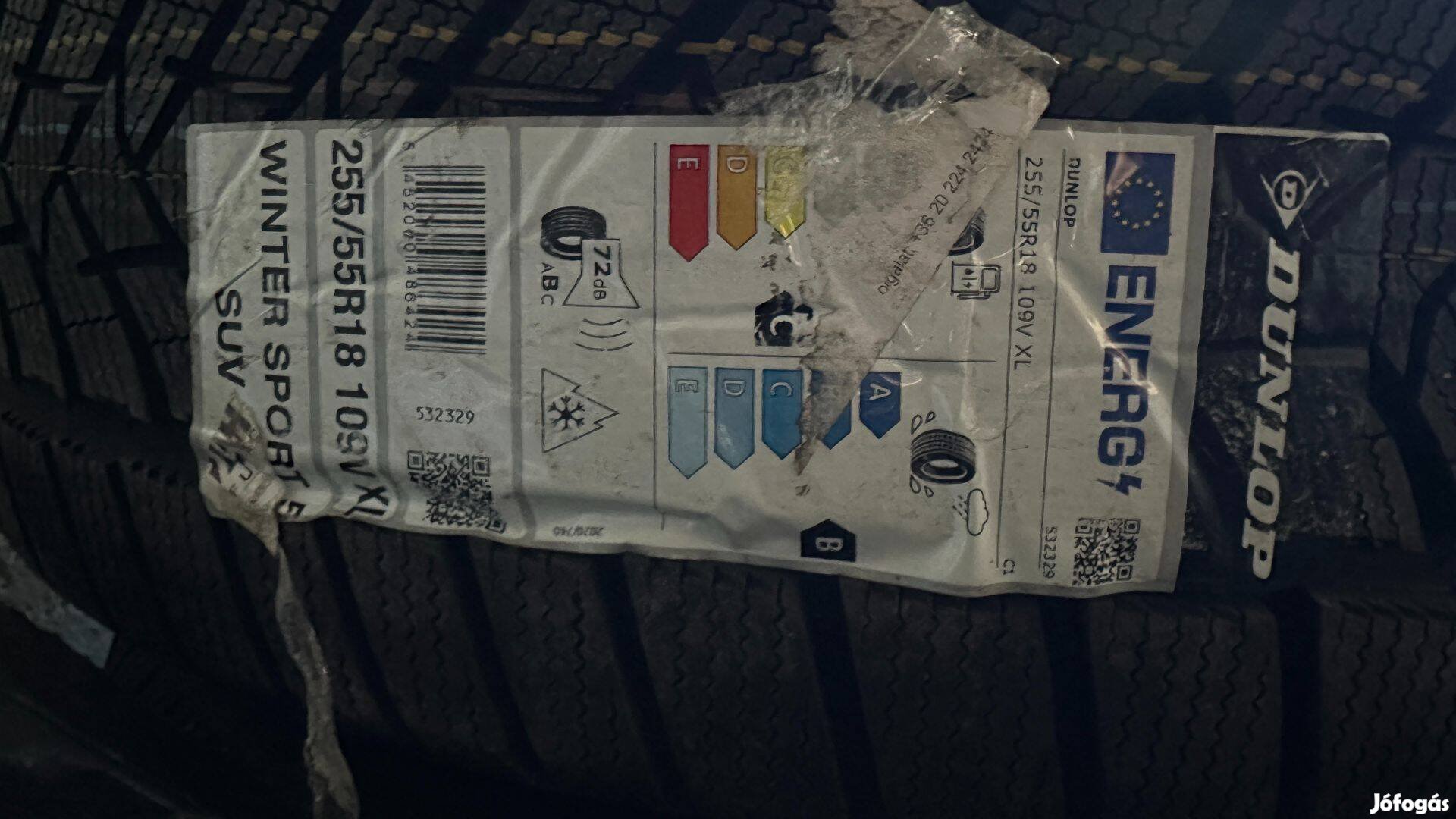 0km-es Dunlop 255/55 R18 109V XL téli gumi garnitúra felnivel