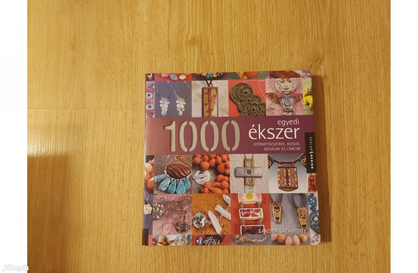 1000 egyedi ékszer. Gyöngyékszerek, bizsuk, medálok és láncok