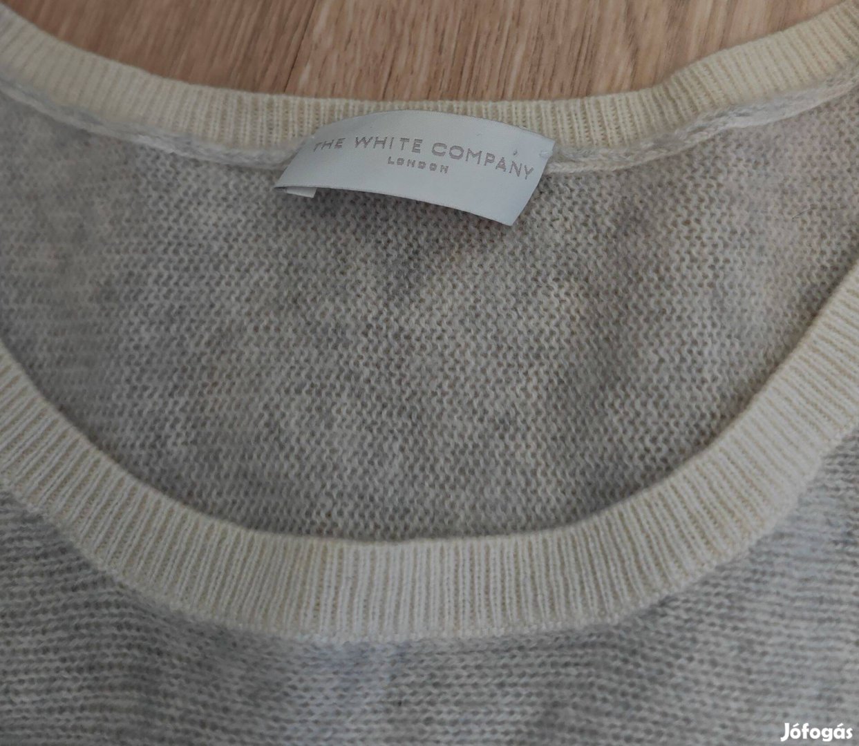 100 kasmír női pulcsi