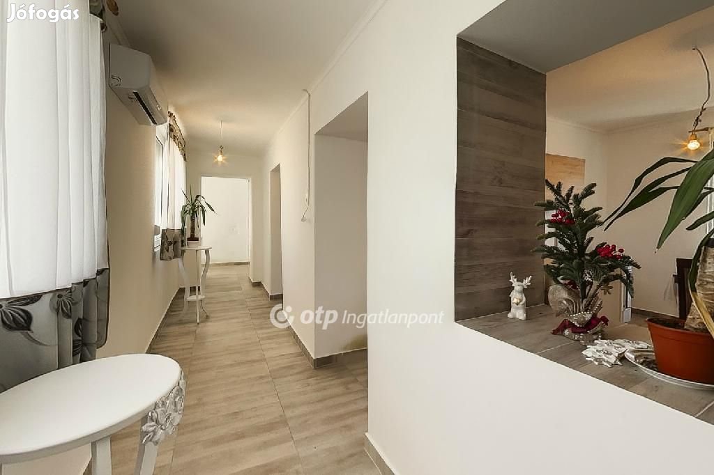 100 nm-es ház eladó Kömlő