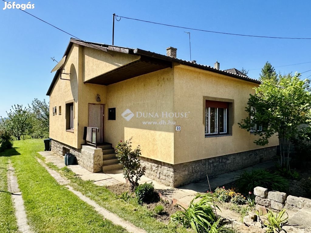 100 nm-es ház eladó Pécs