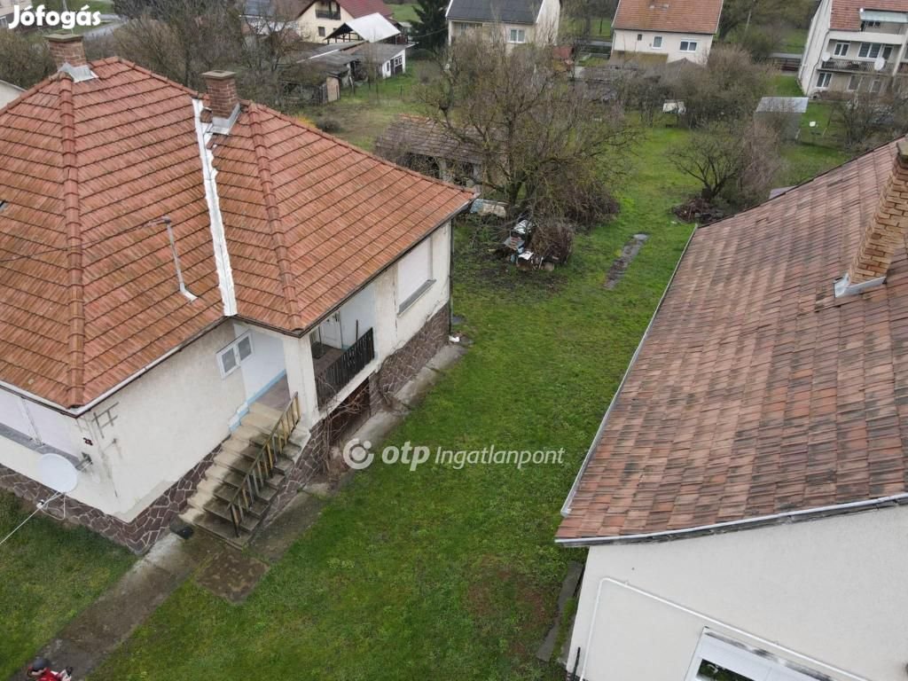 100 nm-es ház eladó Recsk