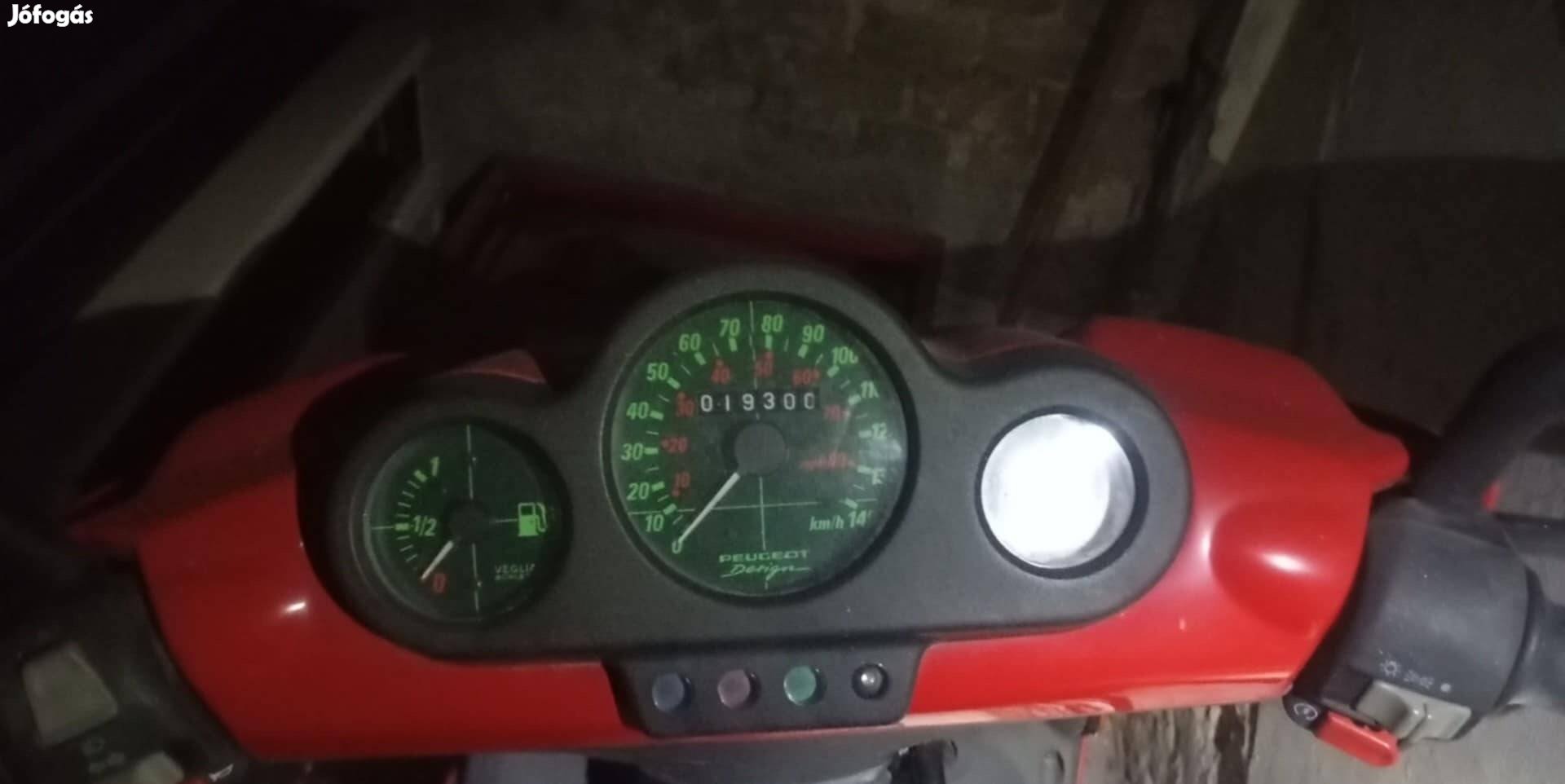 100ccm Peugeot streetfighter robogo