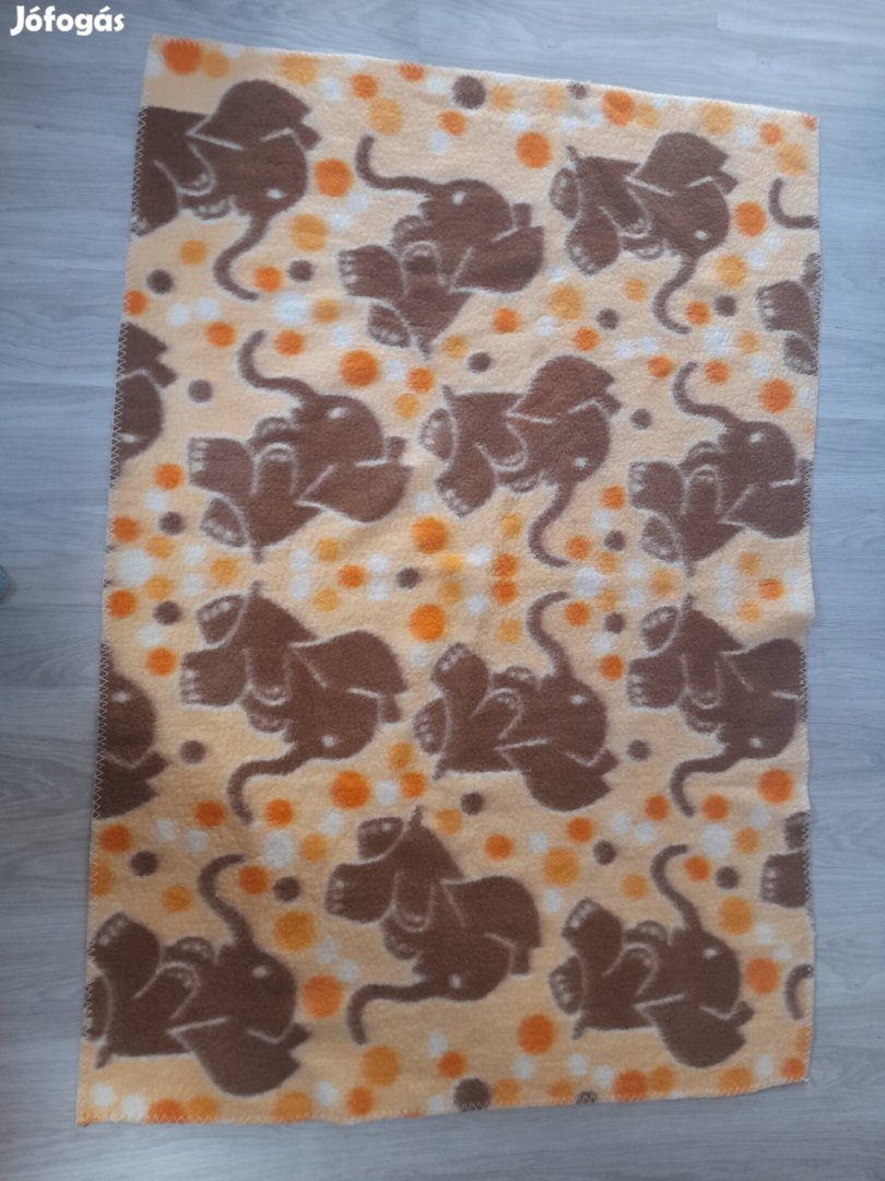 100x140cm-es takaró
