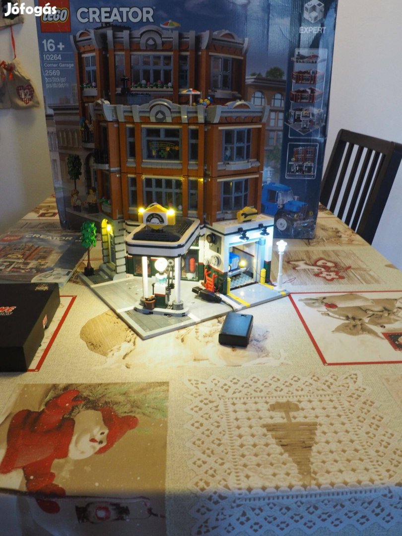 10264 LEGO Creator Expert - Sarok garázs