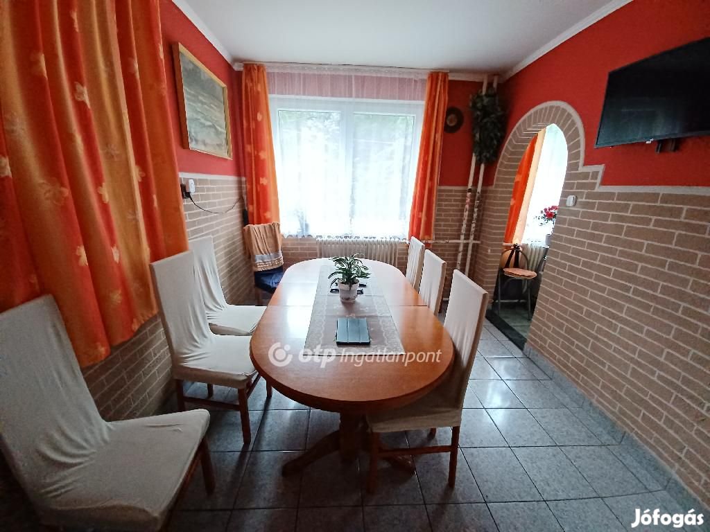 103 nm-es ház eladó Debrecen