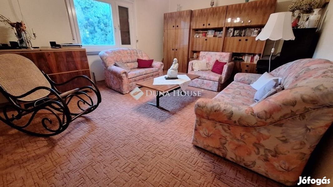 103m2 tégla falazatú, szigetelt családi ház