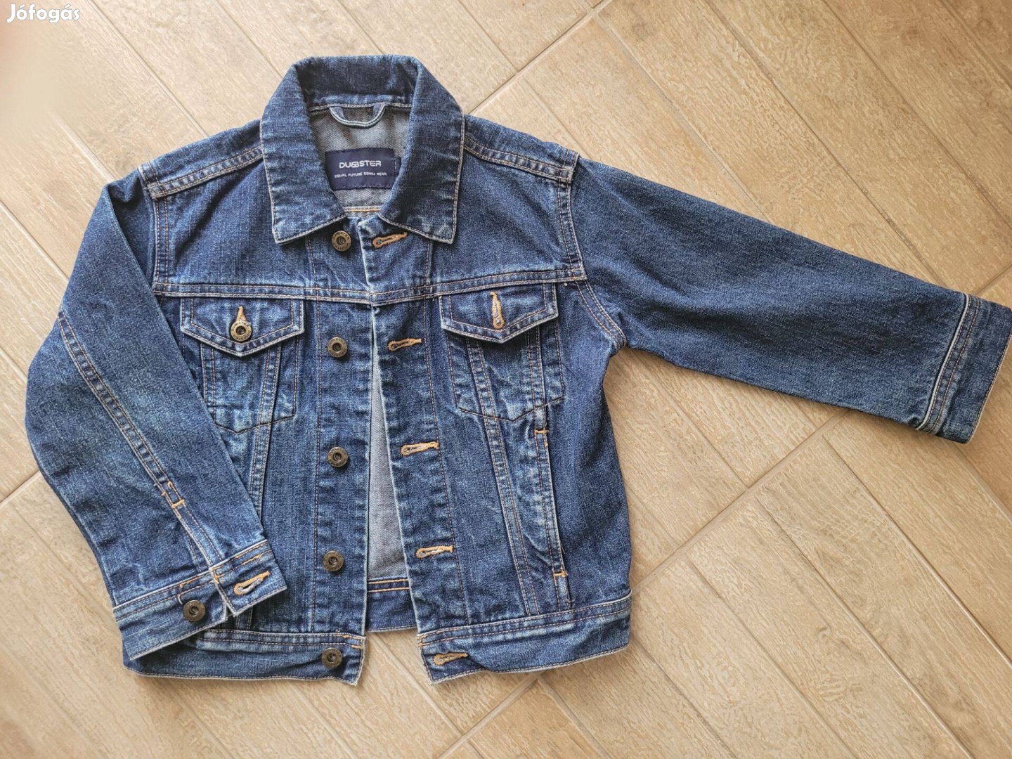 104-es farmer dzseki, kabát