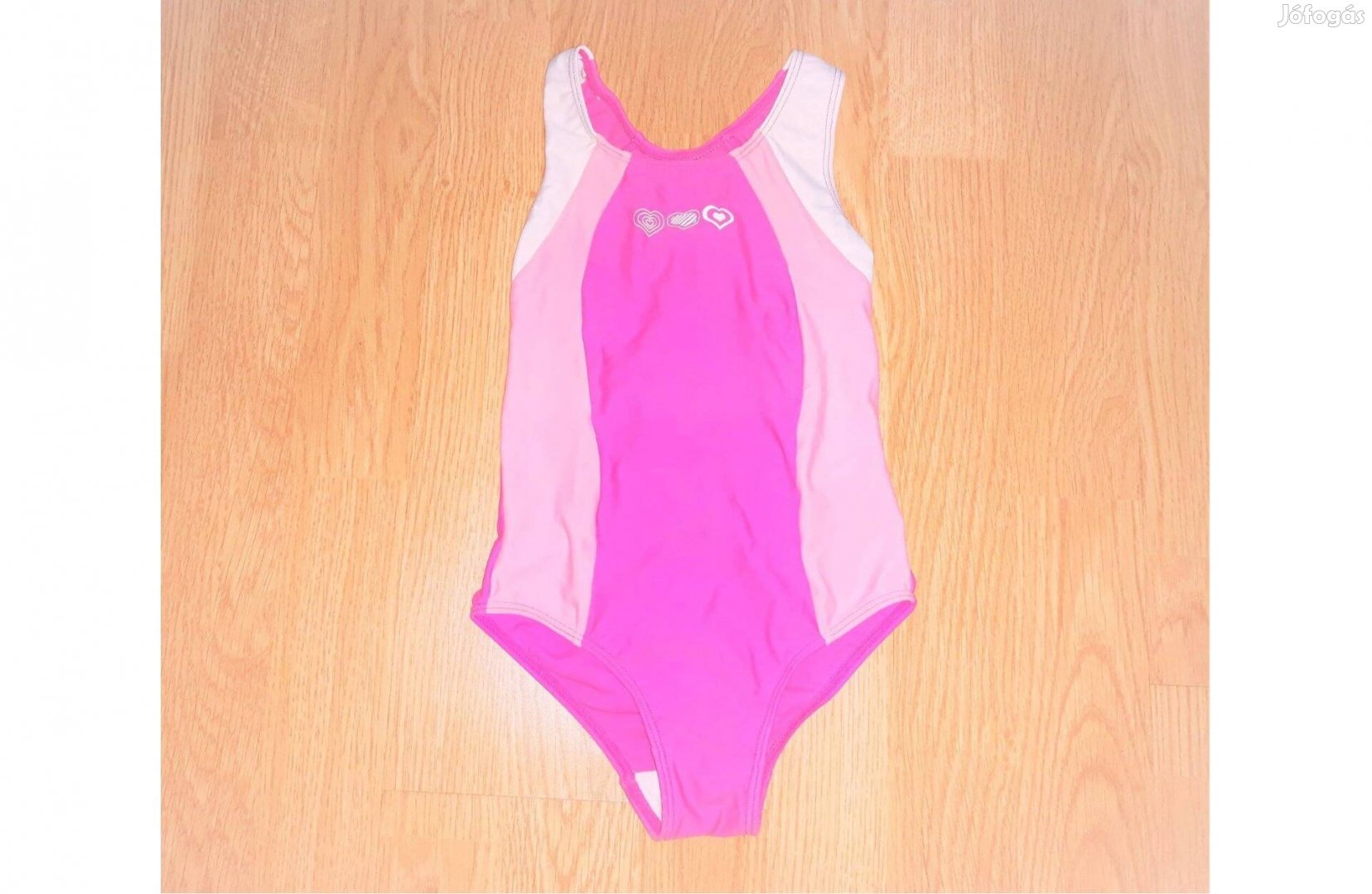 104 újszerű FF cuki szivecske mintás fürdőruha