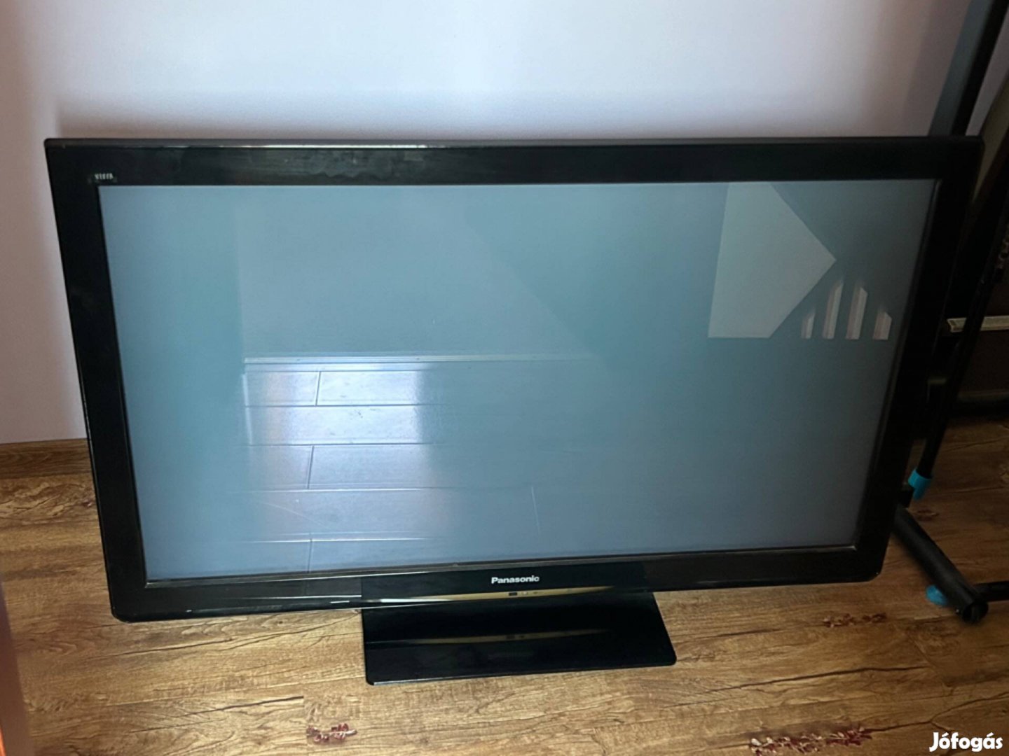 105 cm-es Tv