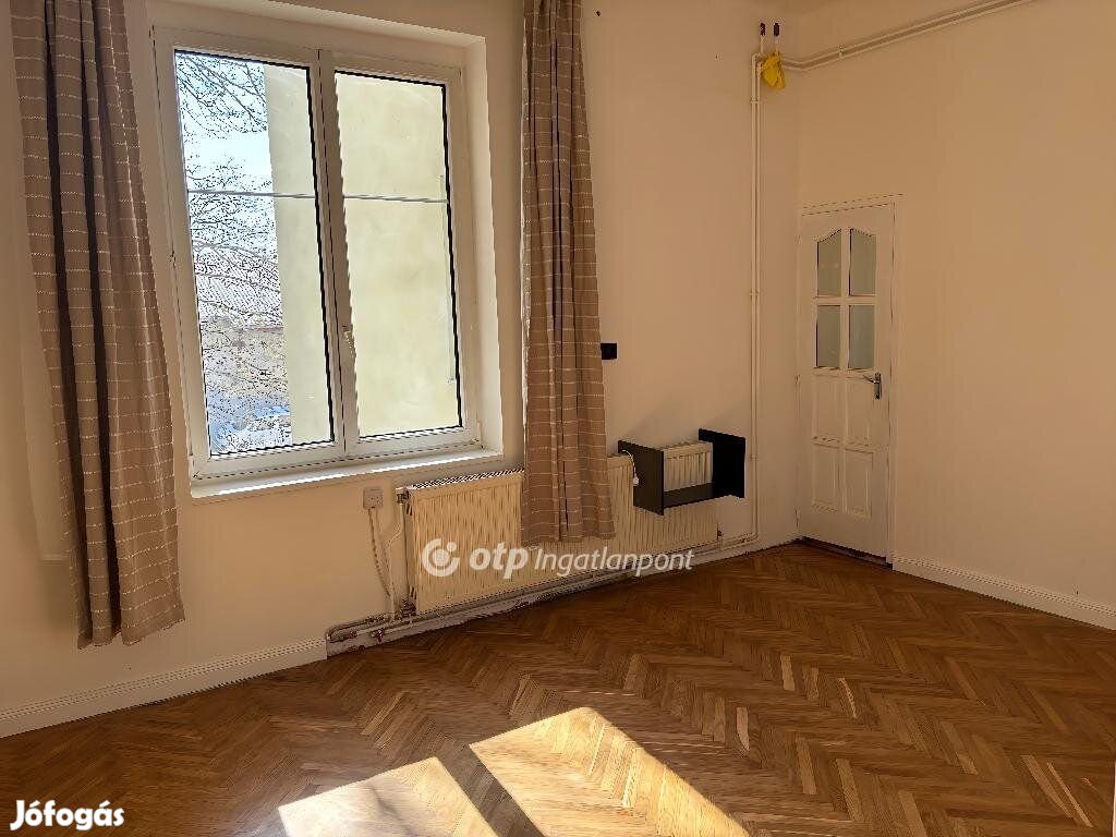 105 nm-es lakás eladó Győr