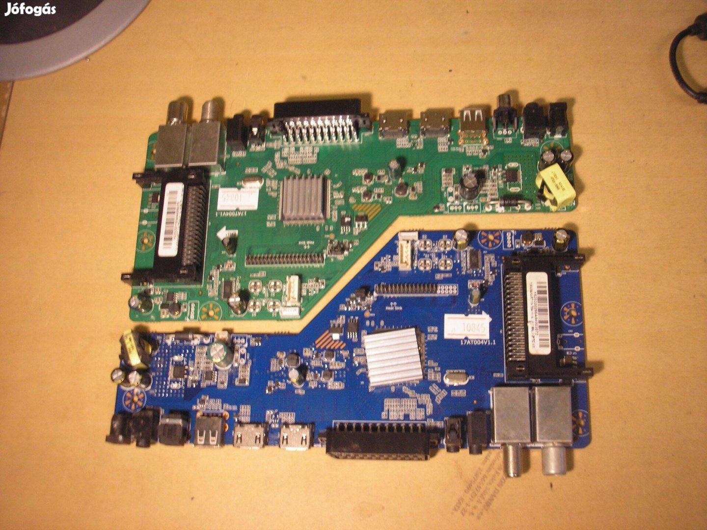 10845 Orion 32OR17Rdl mainboard 17AT004V1.1