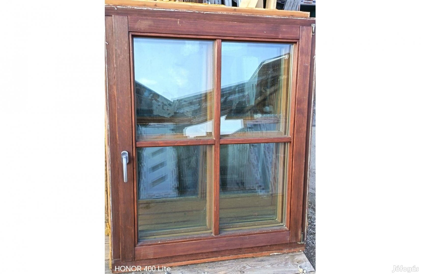 108 x 131 fa ablak szép állapotba