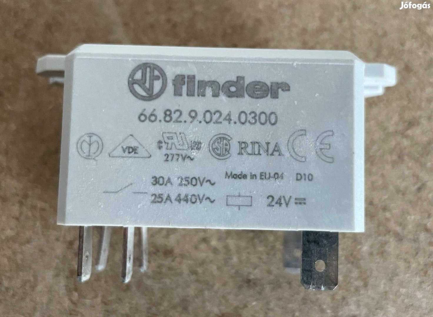10 db 30A terhelhetőségű relé 24V DC