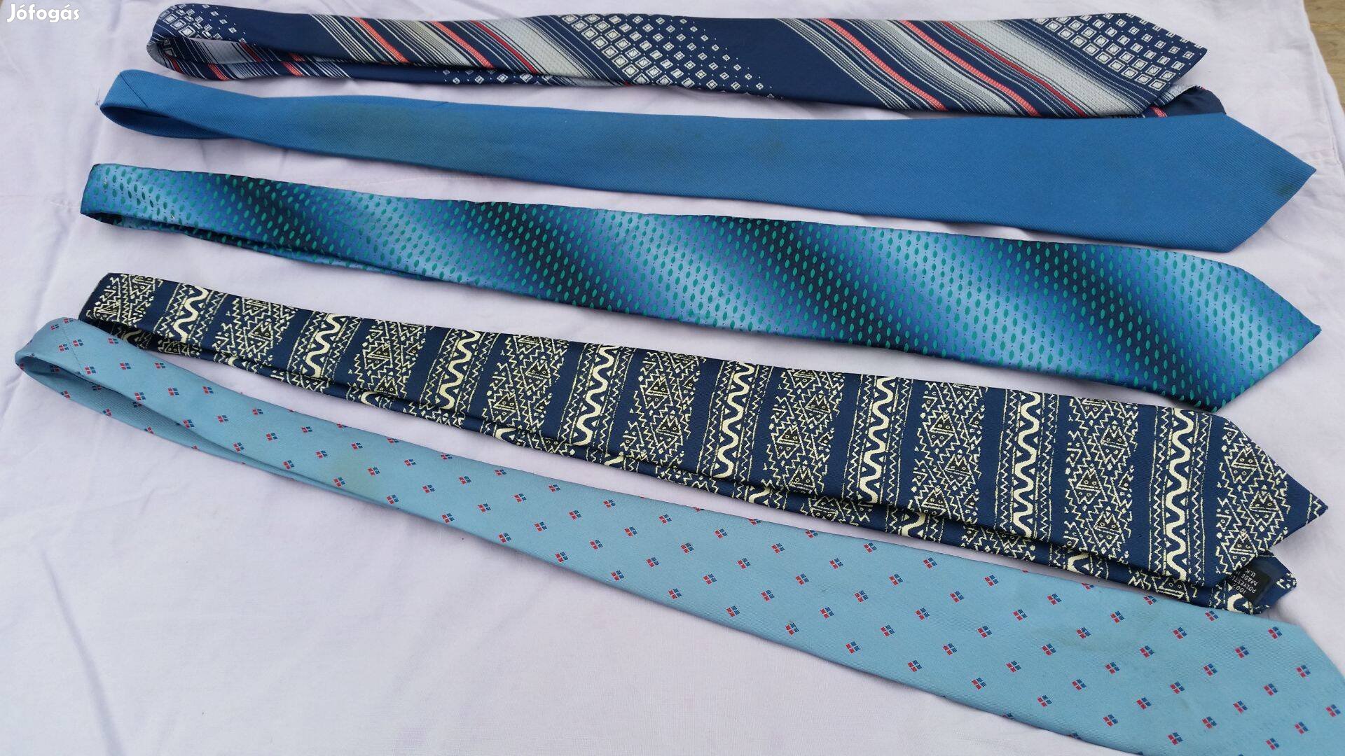 10 db kék tónusú nyakkendő egyben