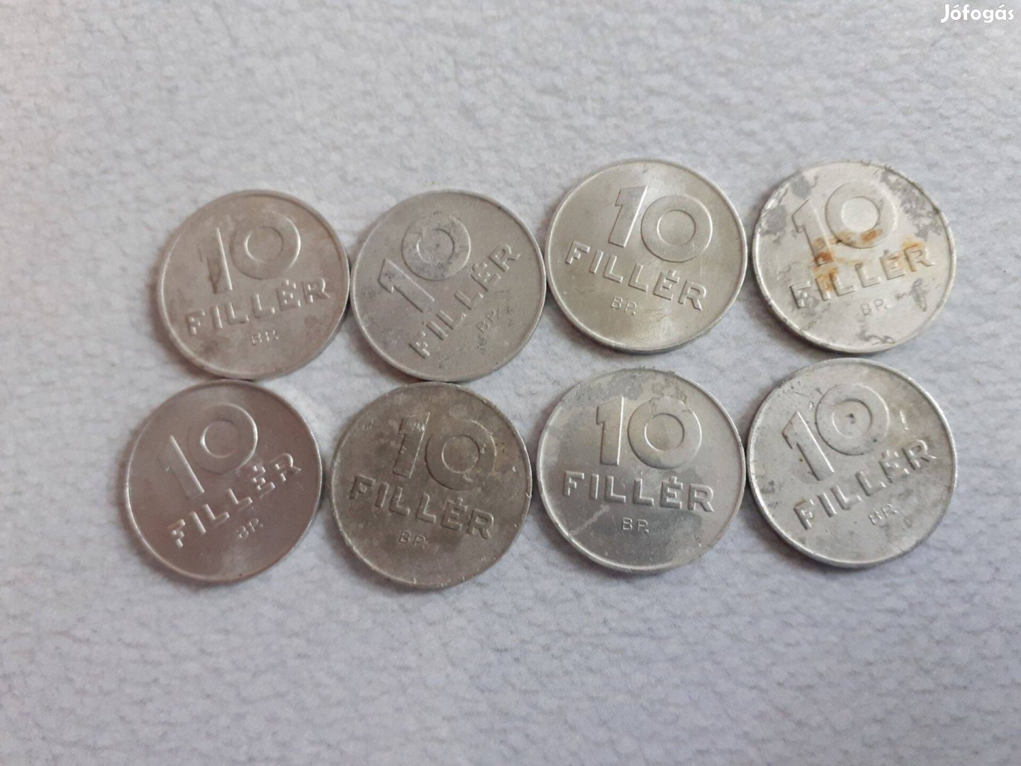 10 filléres érmék