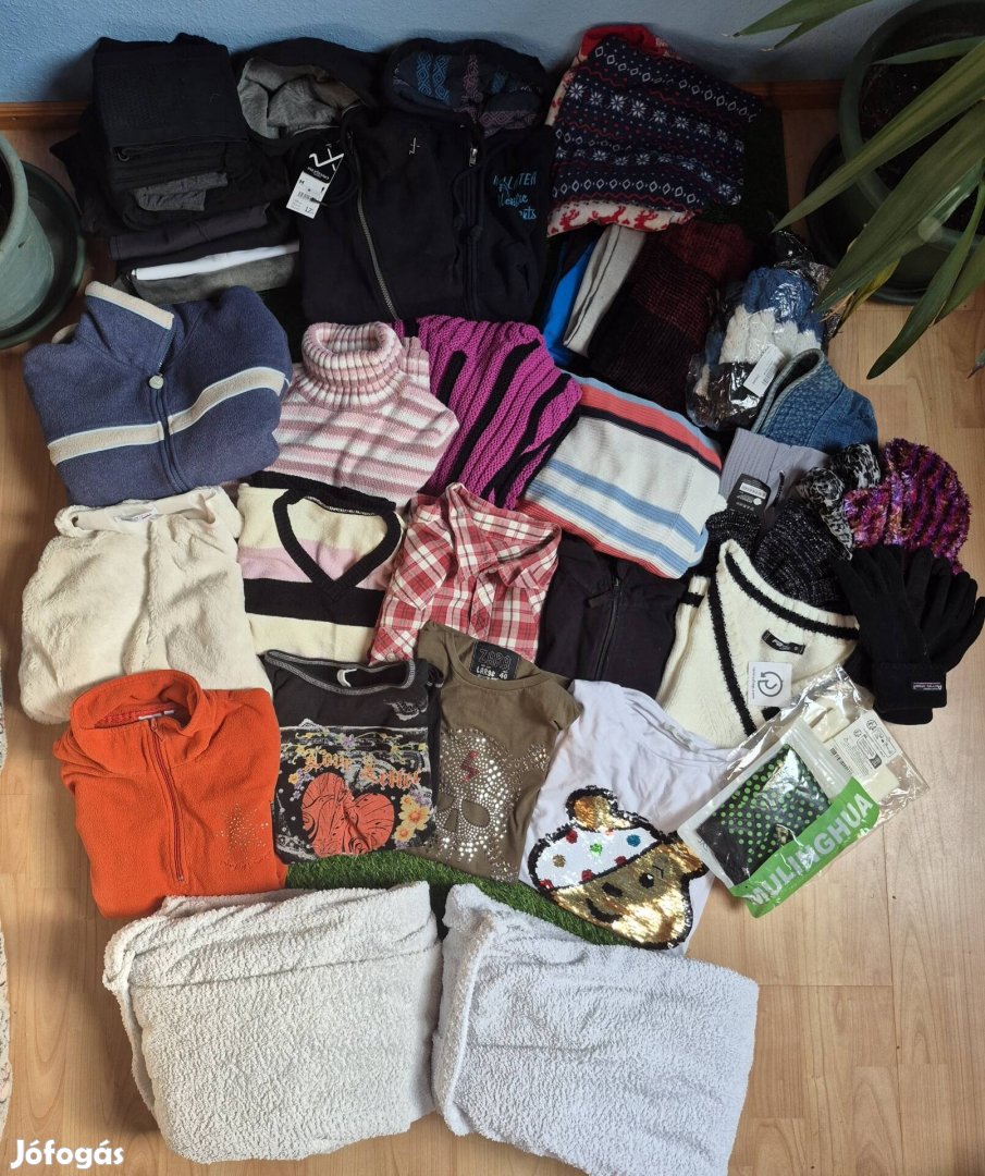 10 kg vegyes női ruha csomag - pulóver, felső, nadrág