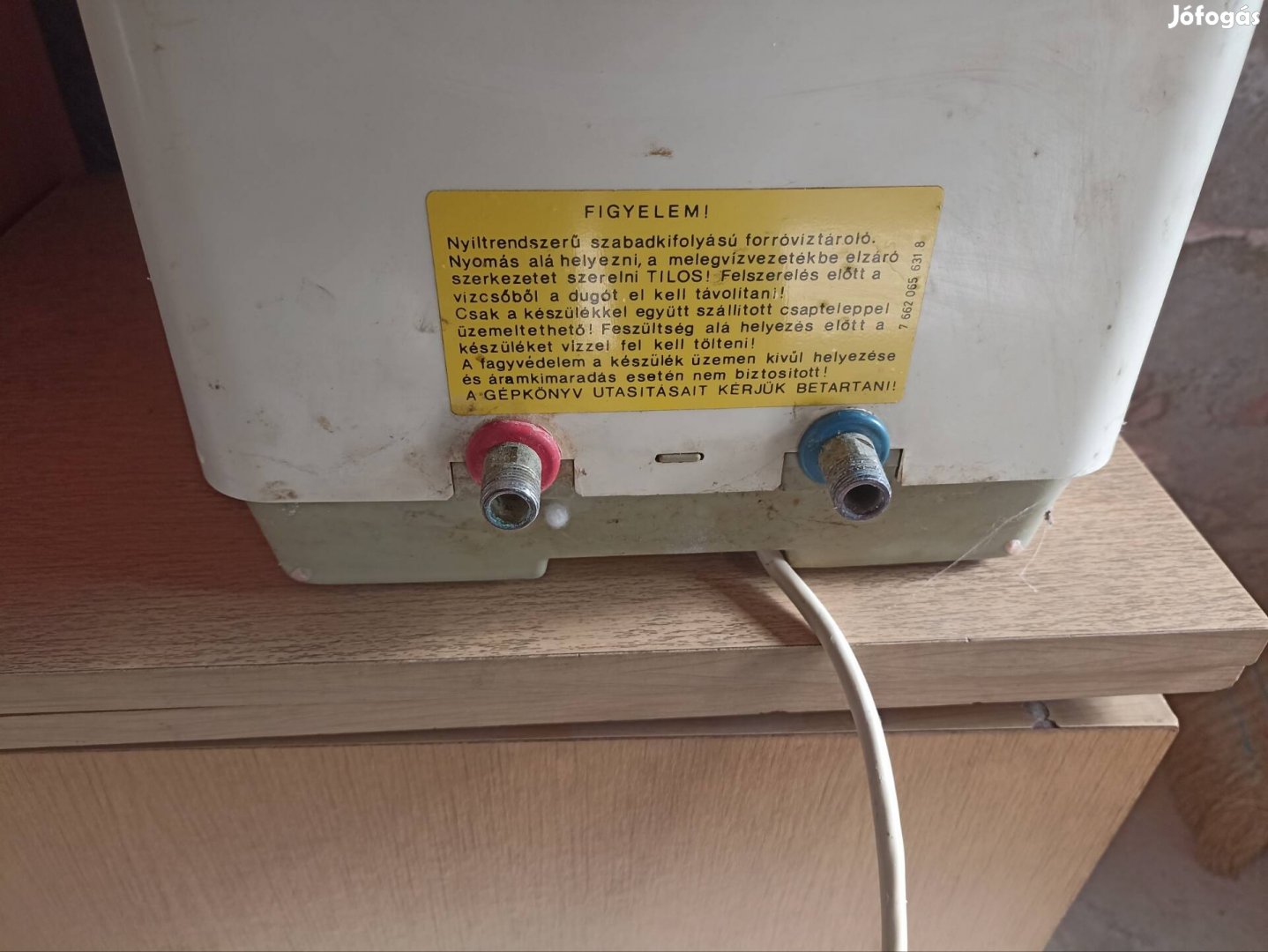 10 literes átfolyós vizmelegitő